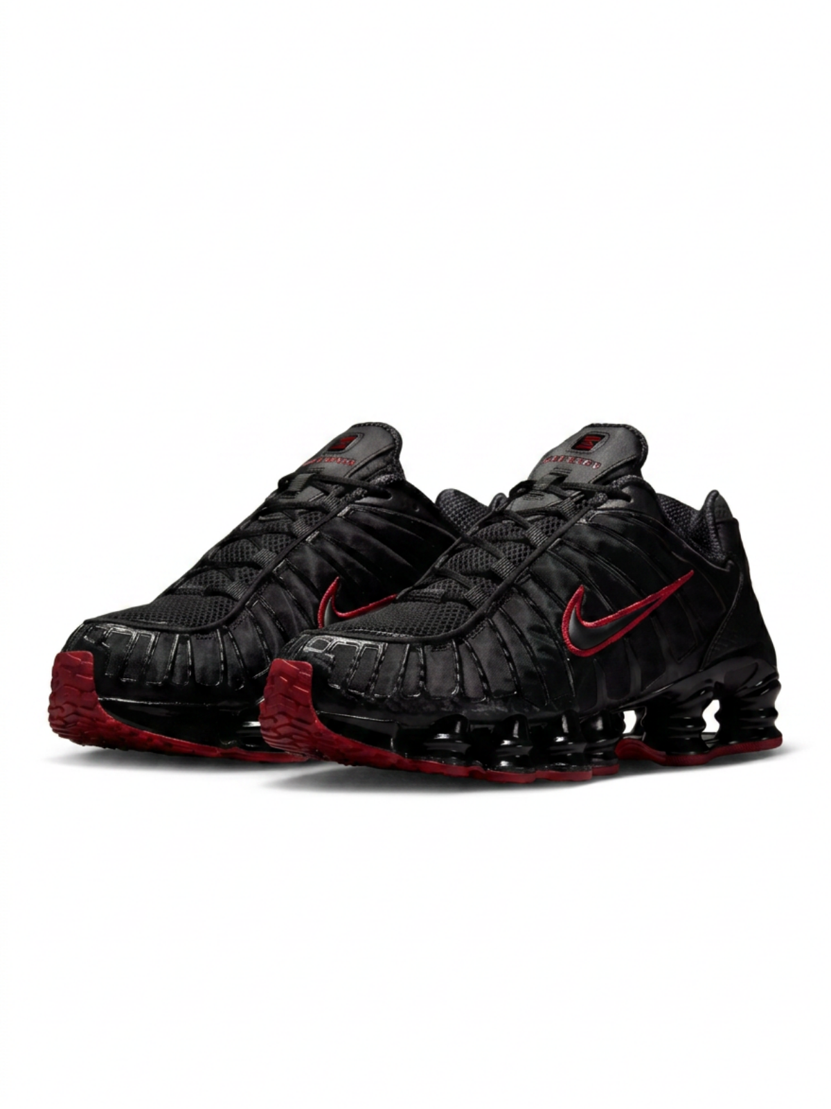 DISTRICT® TL - BLACK RED